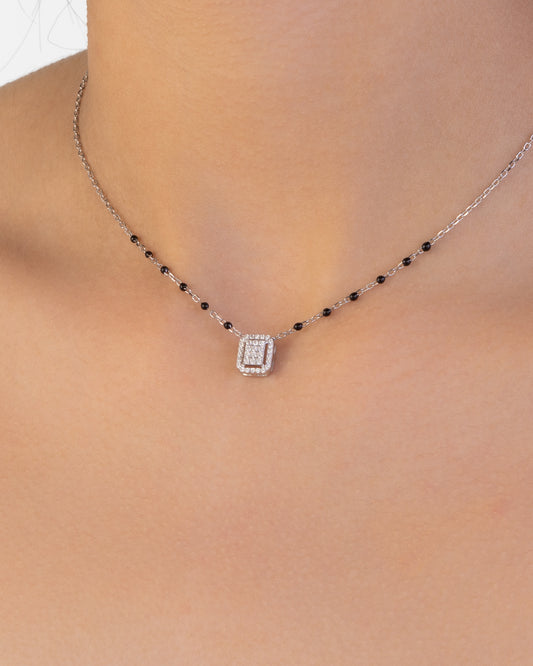 CALLIE | BLACK BEEDS