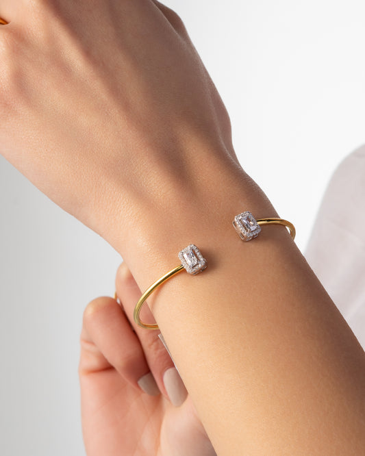 Royal Touch Bangle