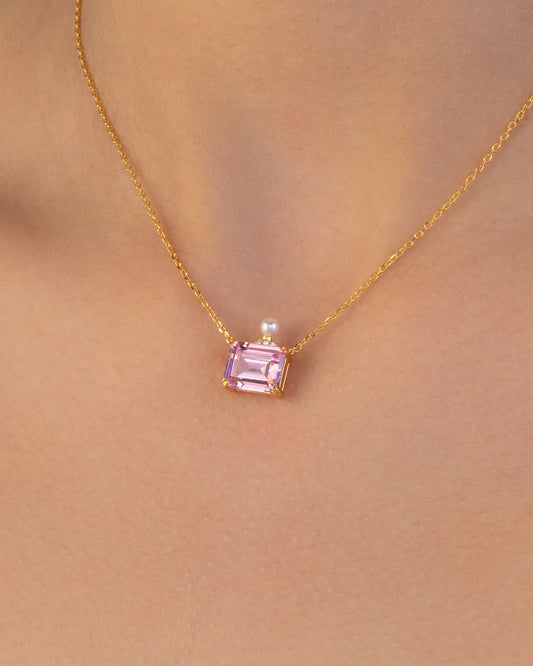 Amouré Necklace