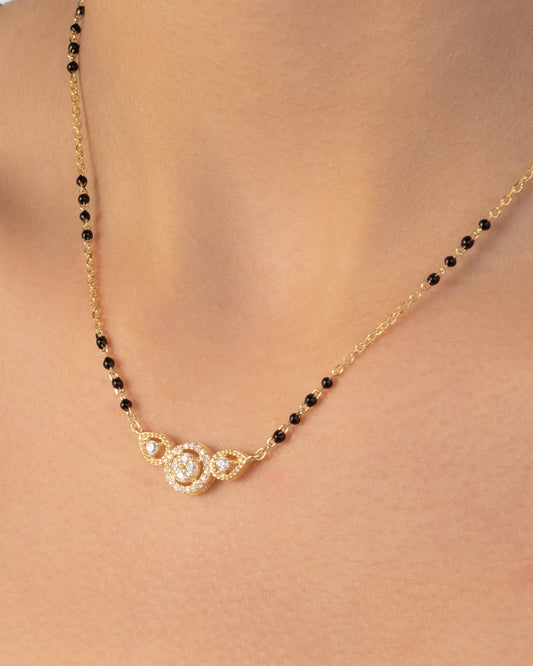 ANITA | BLACK BEEDS