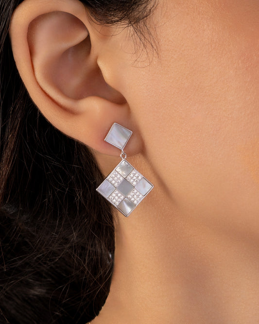 Queen Z Earring