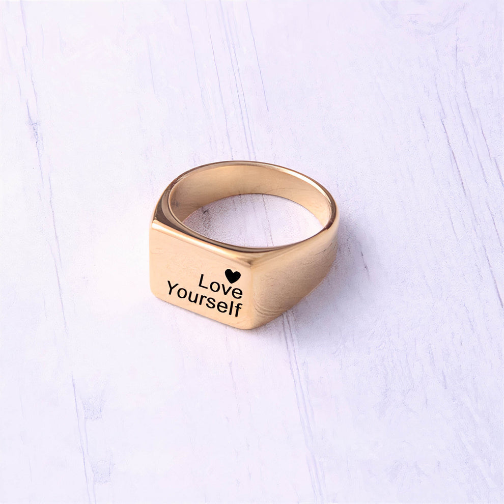 Lecy Ring
